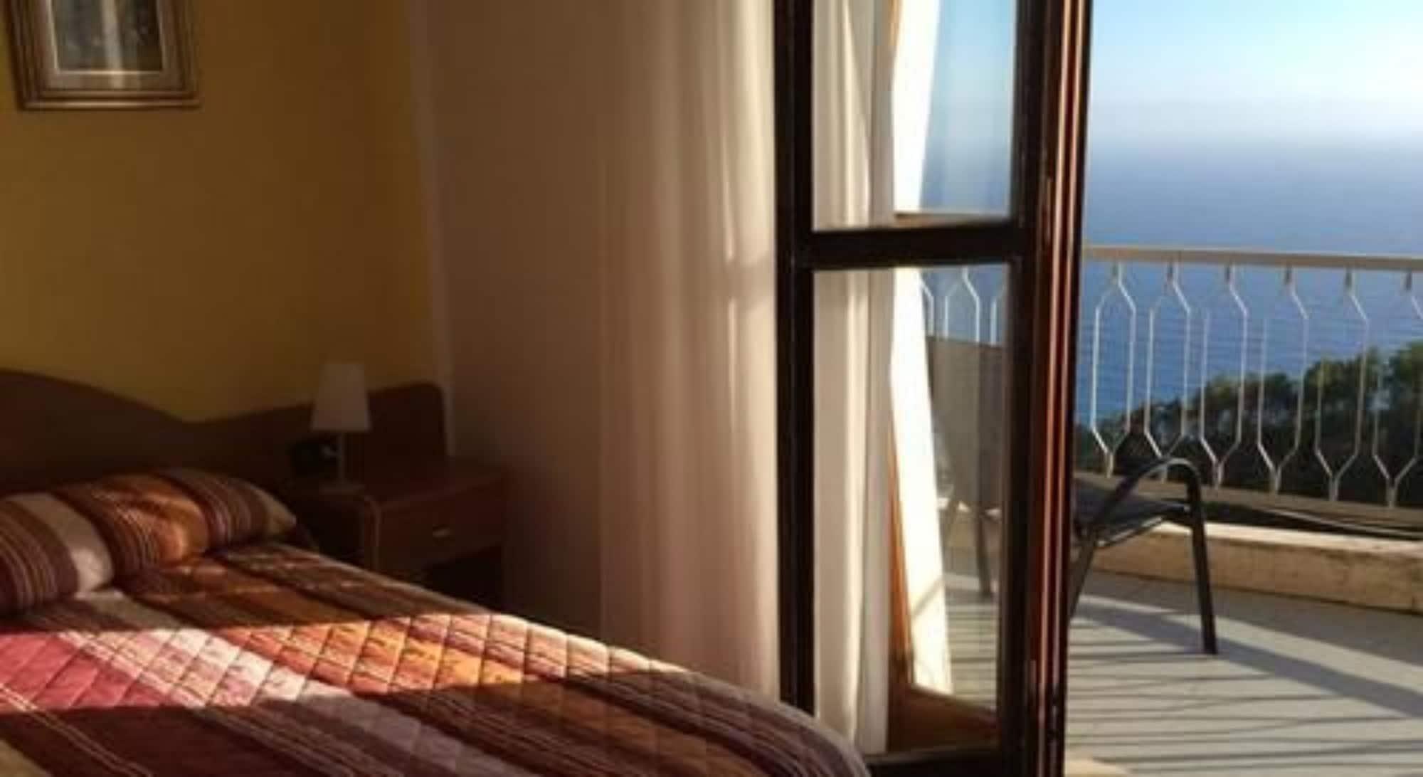 Hotel Due Gemelli Riomaggiore Bagian luar foto