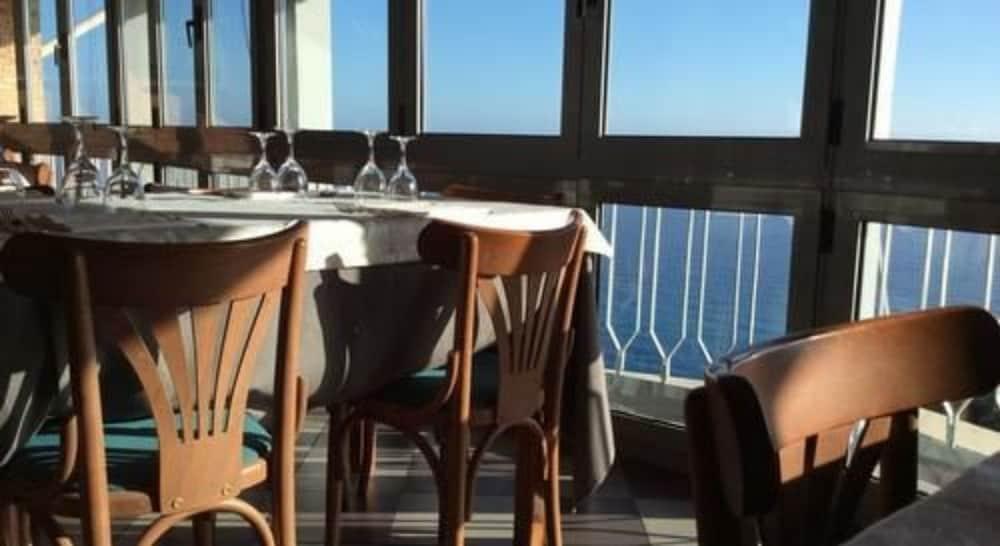 Hotel Due Gemelli Riomaggiore Bagian luar foto