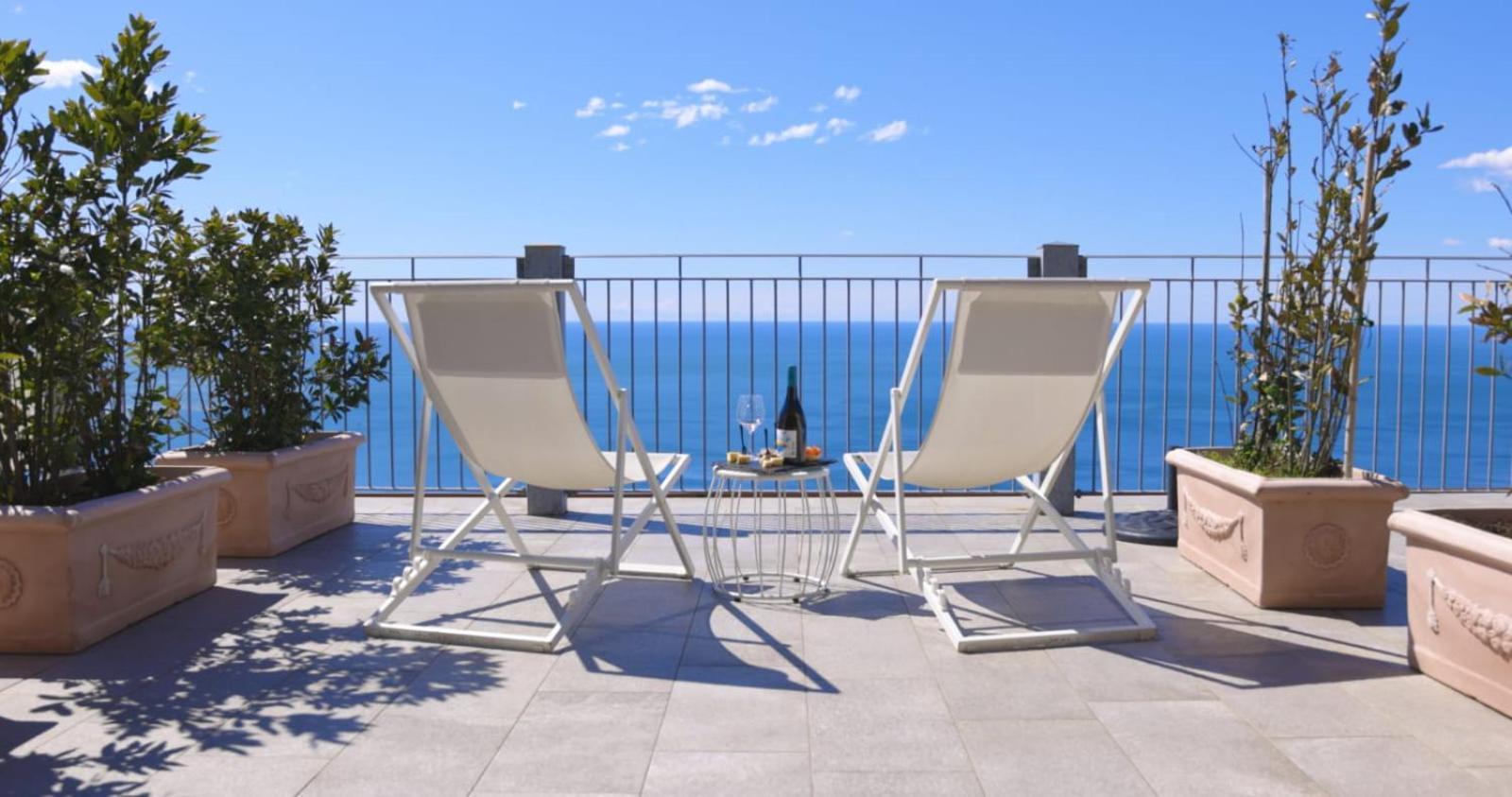 Hotel Due Gemelli Riomaggiore Bagian luar foto