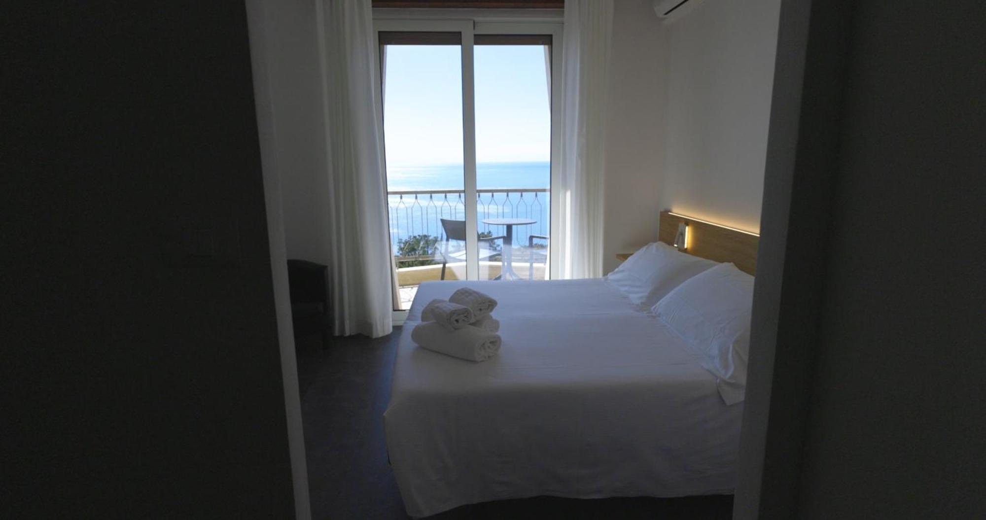 Hotel Due Gemelli Riomaggiore Bagian luar foto