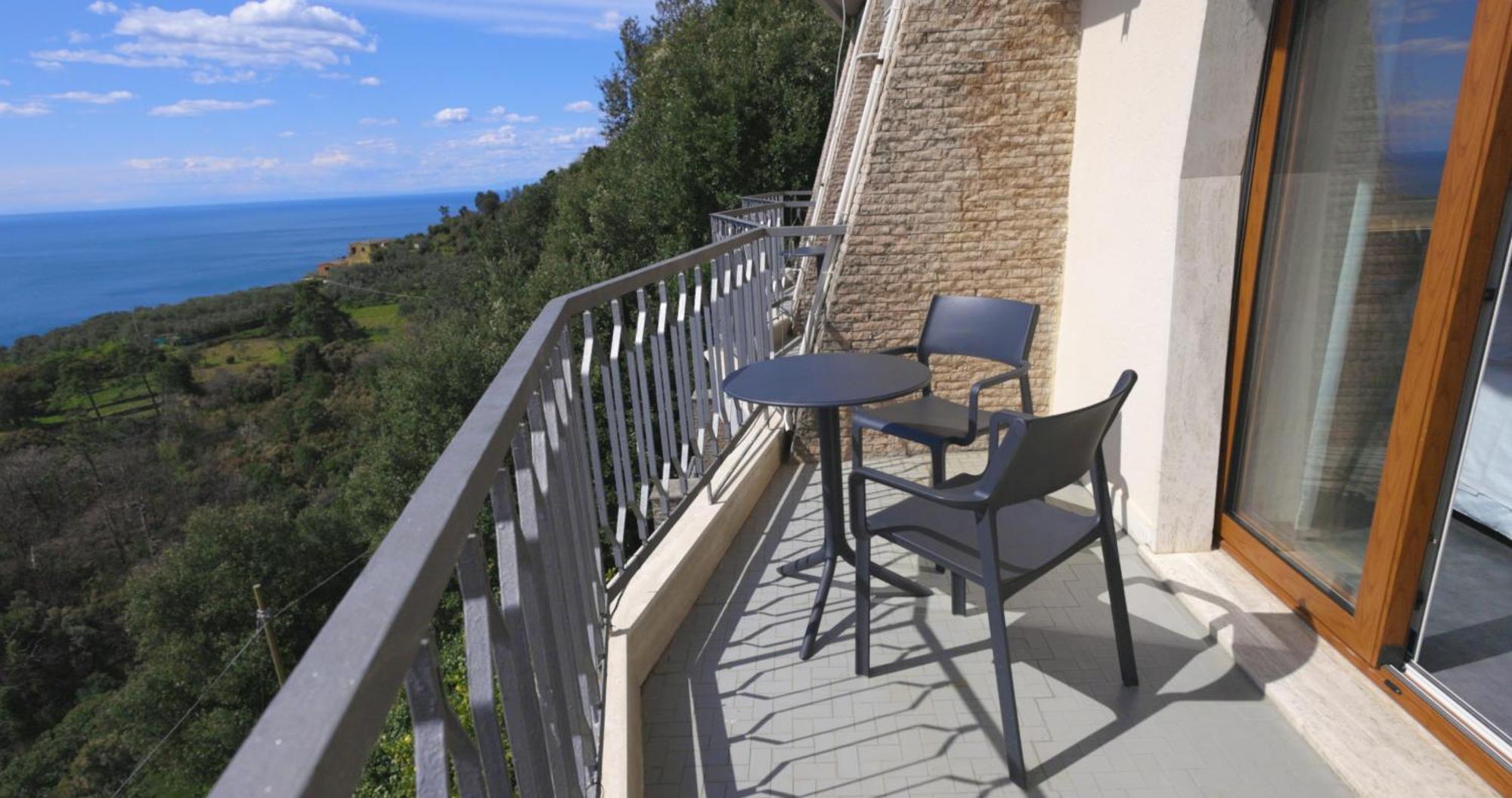 Hotel Due Gemelli Riomaggiore Bagian luar foto